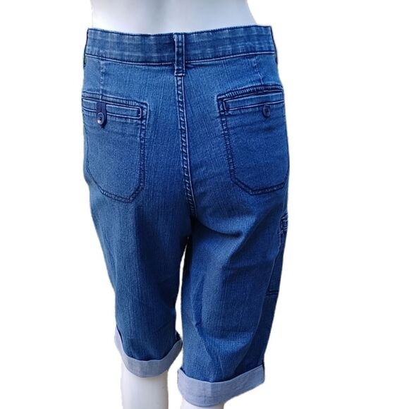 122213...  .Lee Crop Jeans Size 12M, W30" 14"Inseam 10"Inseam Cuffed - Picture 3 of 5
